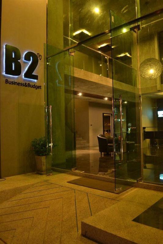 B2 Black Business And Budget Hotel Csiangmaj Kültér fotó