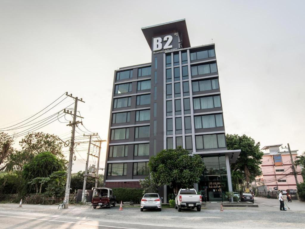 B2 Black Business And Budget Hotel Csiangmaj Kültér fotó
