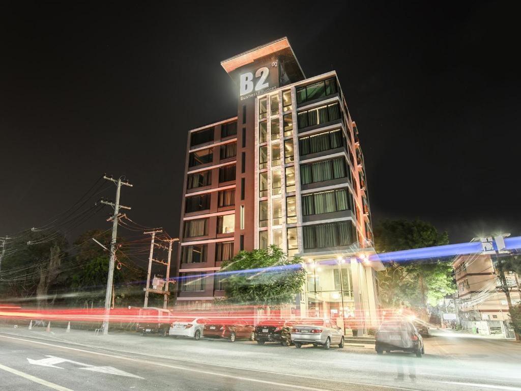B2 Black Business And Budget Hotel Csiangmaj Kültér fotó