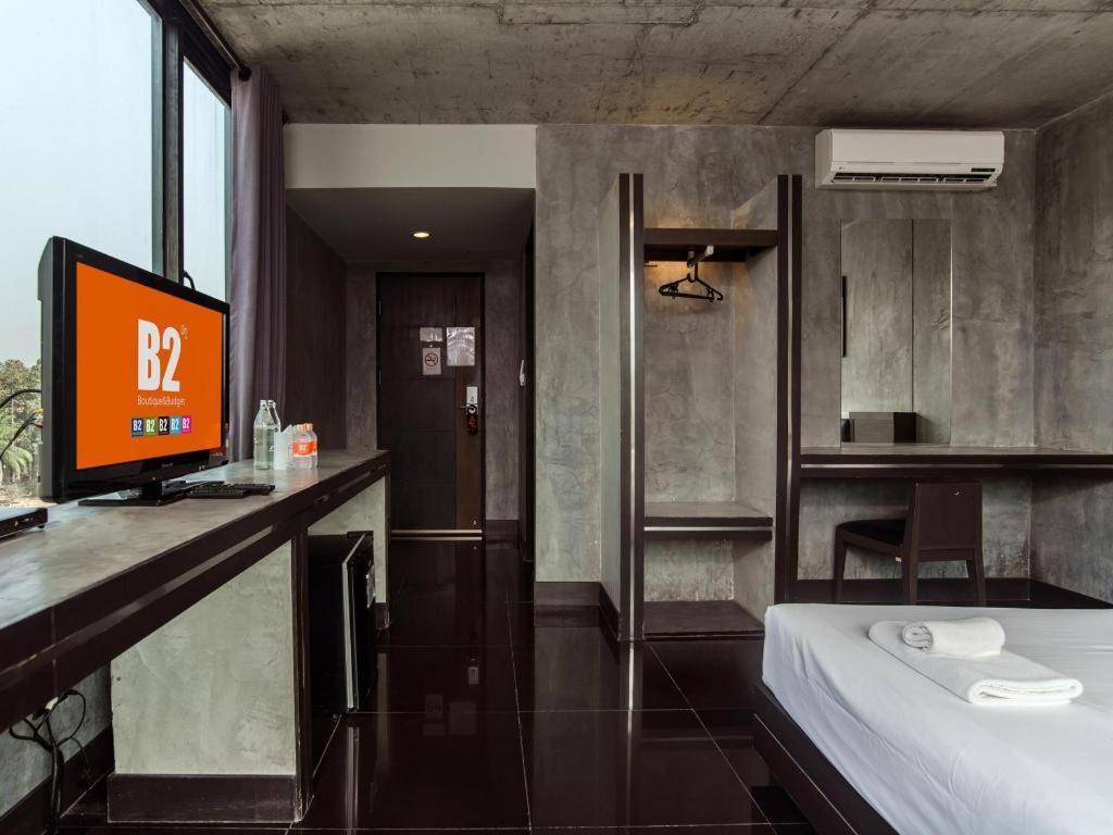 B2 Black Business And Budget Hotel Csiangmaj Kültér fotó